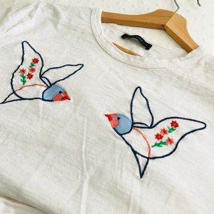 Embroidered Tee 🌺